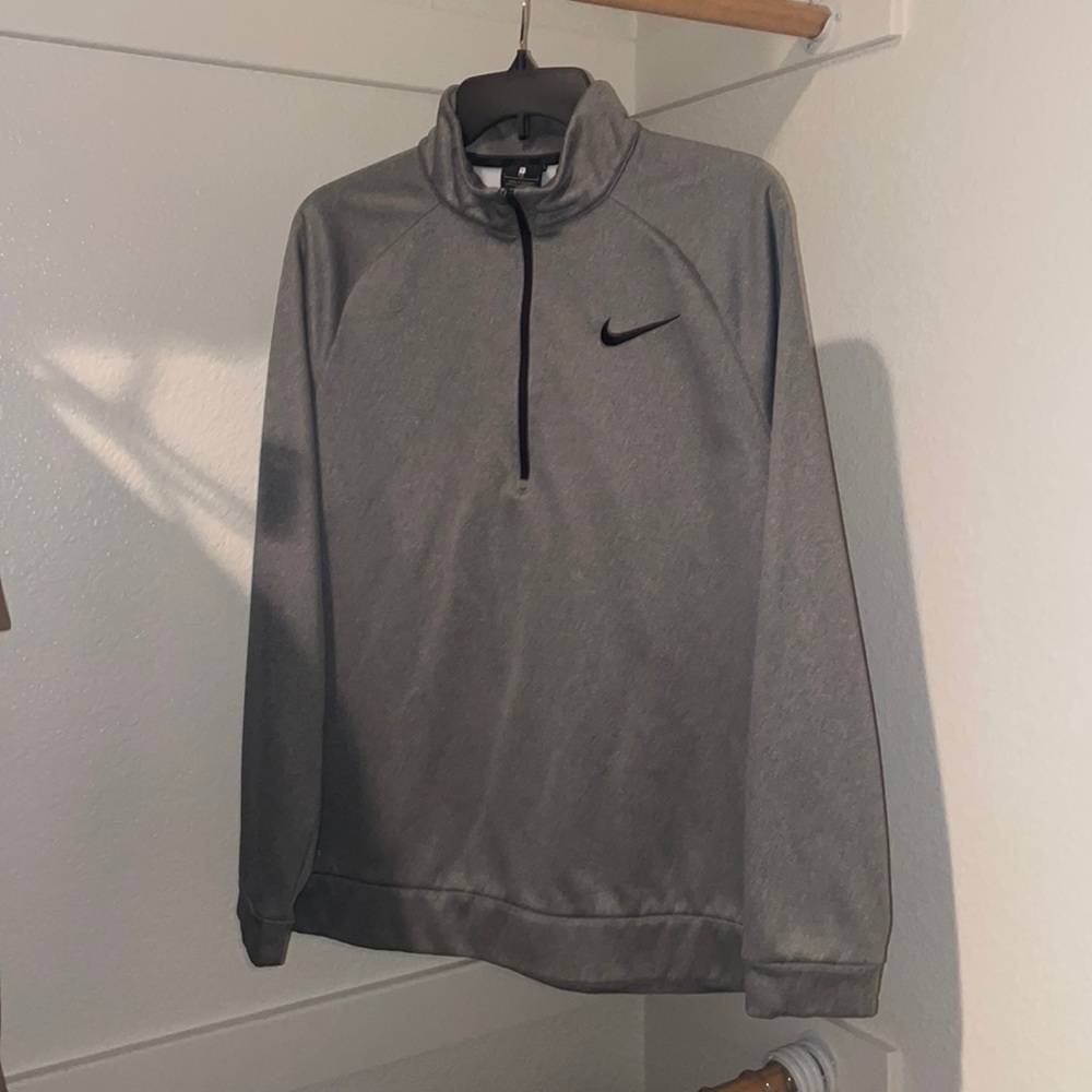 Nike Dri fit Pullover